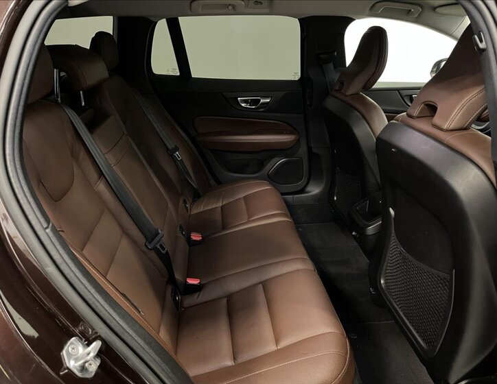 Volvo V60 Kombi 2,0 l 184 kw