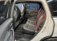 Audi SQ7 12
