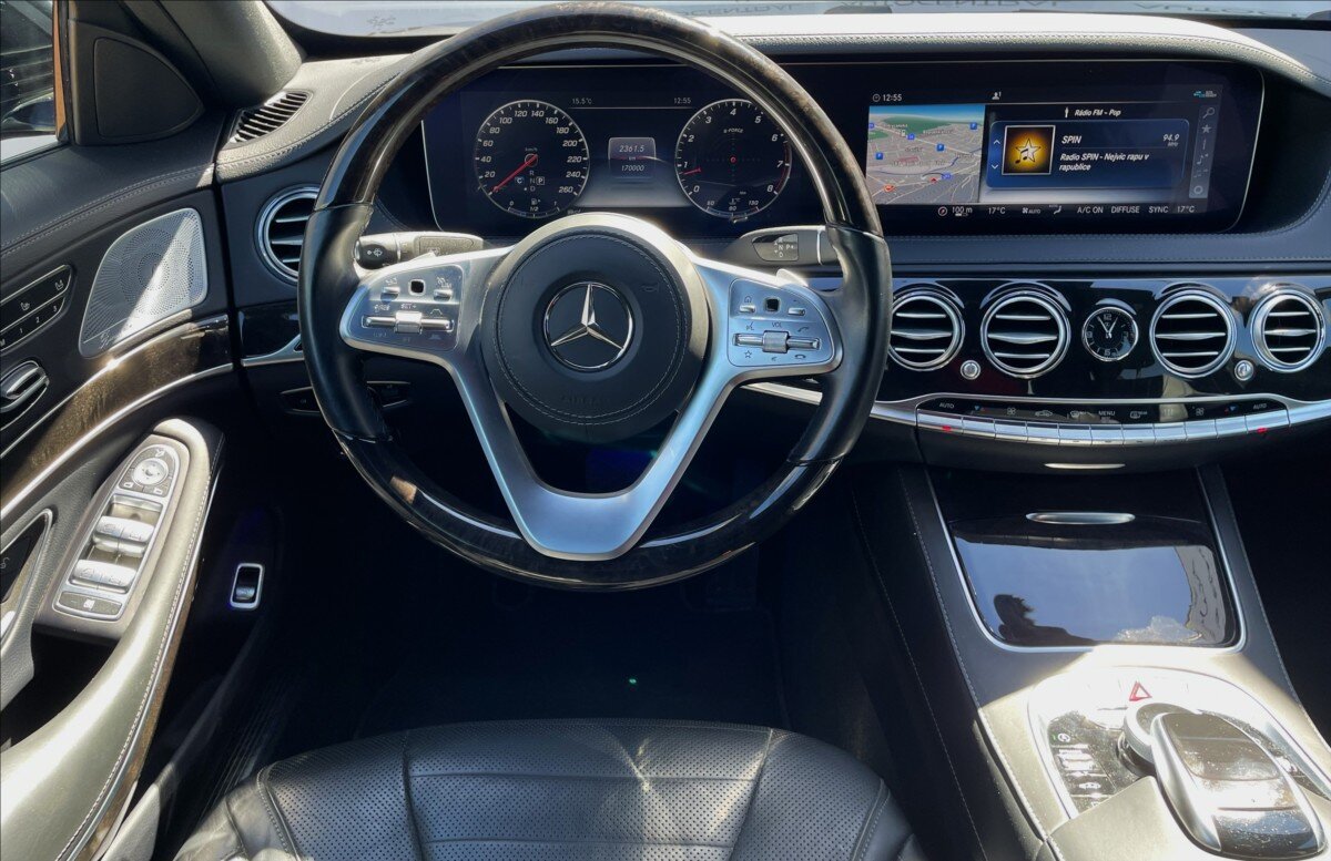 Mercedes-Benz Třídy S Sedan / Limuzína 4,0 l 345 kw