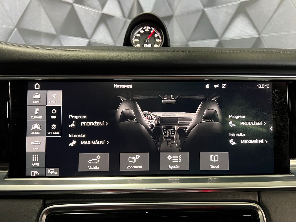 Porsche Panamera Liftback 4,0 l 310 kw