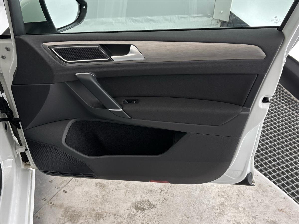 Volkswagen Golf Sportsvan MPV 1,4 l 92 kw