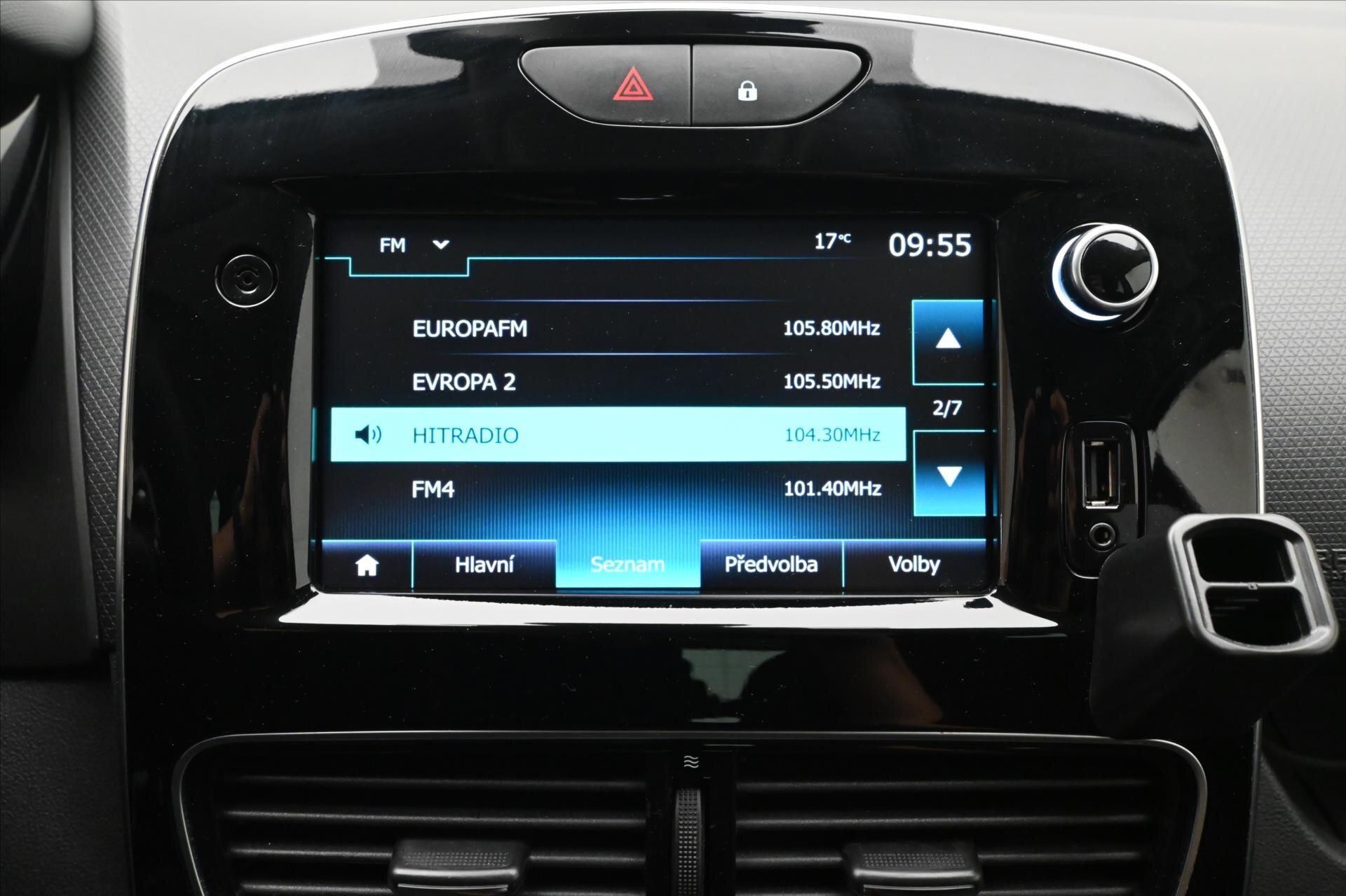 Renault Clio Hatchback 898,0 66 kw