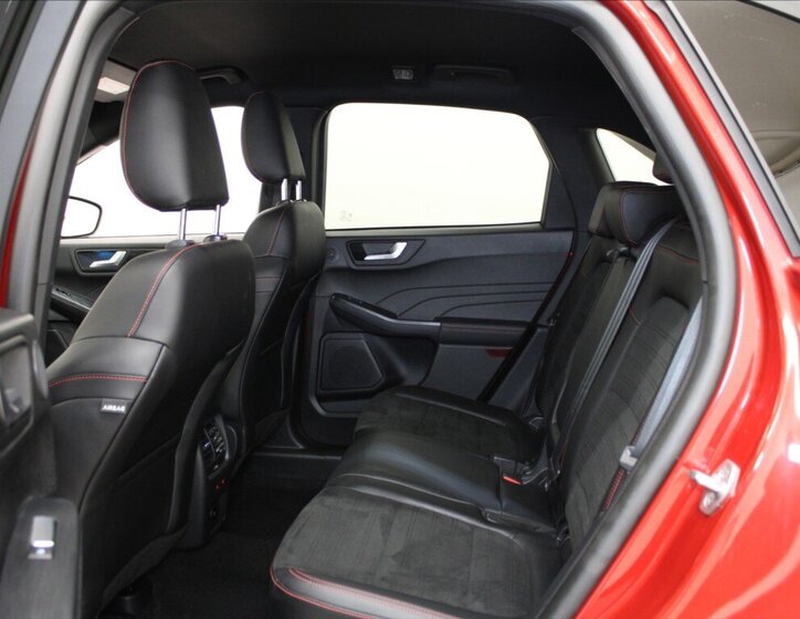 Ford Kuga SUV 1,5 l 110 kw