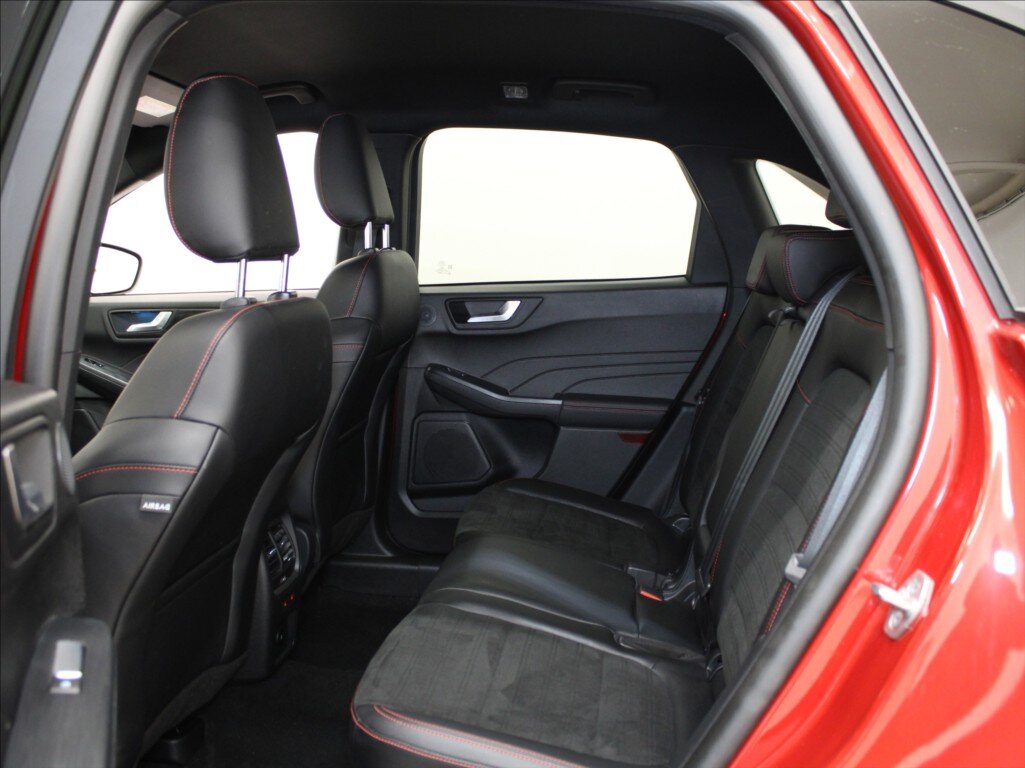 Ford Kuga SUV 1,5 l 110 kw