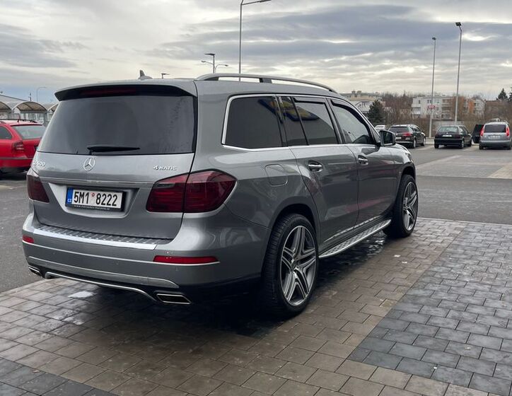 Mercedes-Benz GL 5