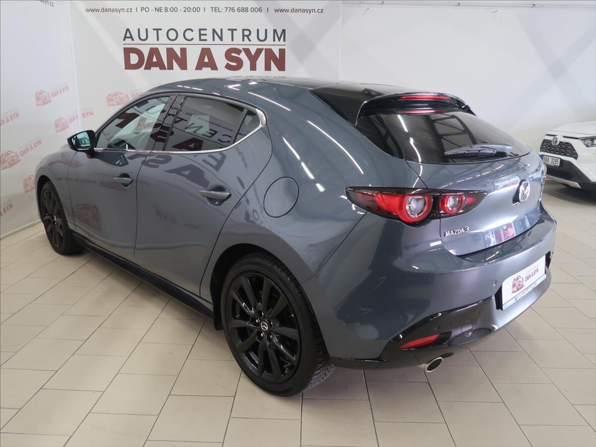 Mazda 3 Hatchback 2,0 l 110 kw