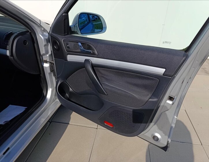 Škoda Octavia Liftback 1,6 l 77 kw