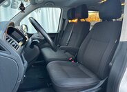 Volkswagen Caravelle 10