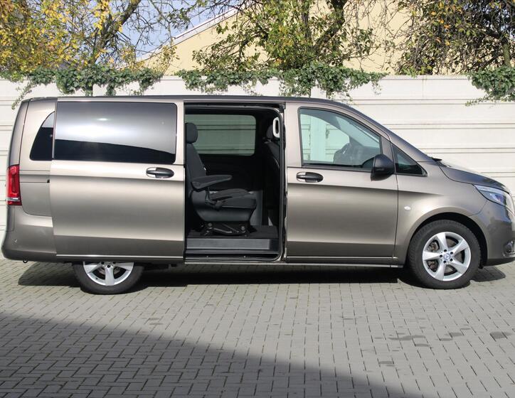 Mercedes-Benz Vito 7