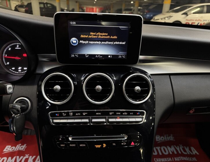 Mercedes-Benz Třídy C Kombi 1,6 l 100 kw