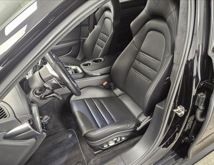 Porsche Panamera Kombi 4,0 l 404 kw