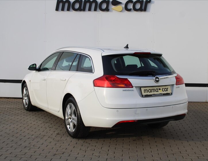 Opel Insignia Kombi 2,0 l 96 kw