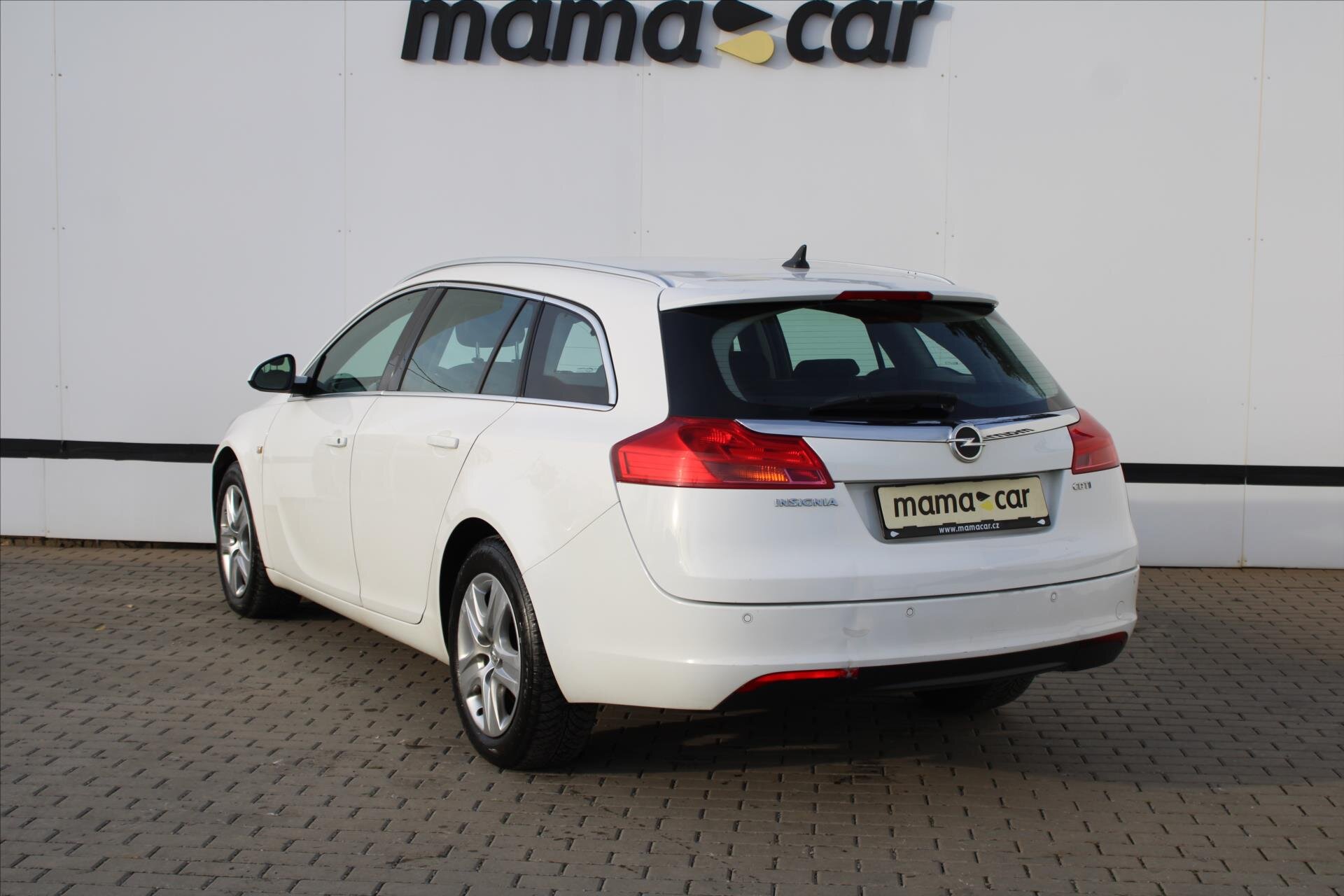 Opel Insignia Kombi 2,0 l 96 kw
