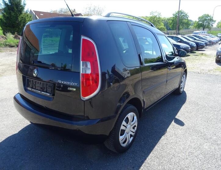 Škoda Roomster 7