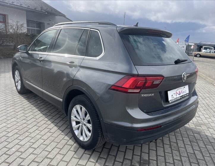 Volkswagen Tiguan SUV / Terénní 2,0 l 110 kw