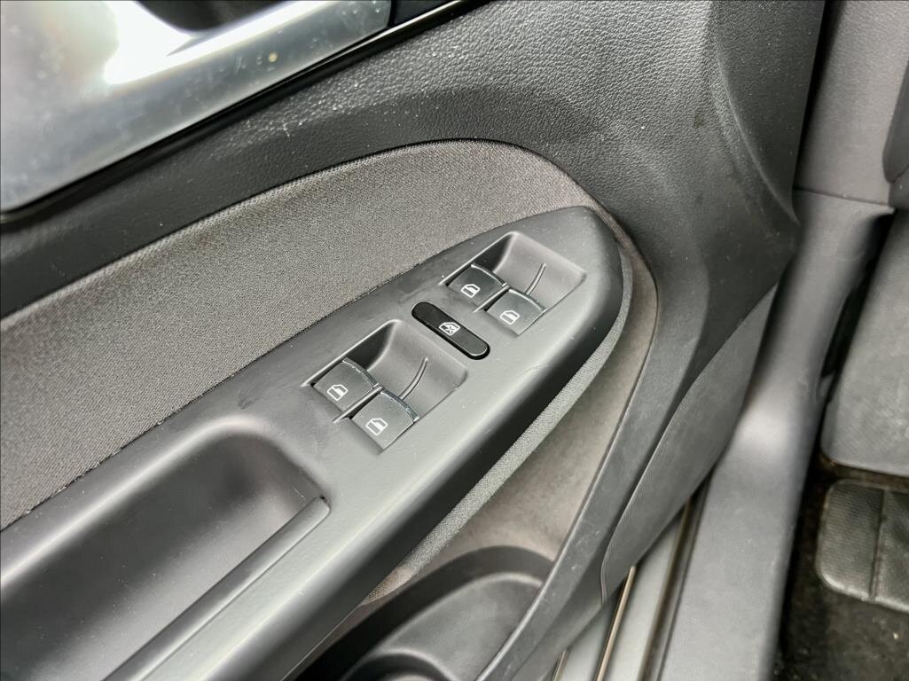 Volkswagen Touran MPV 1,6 l 77 kw