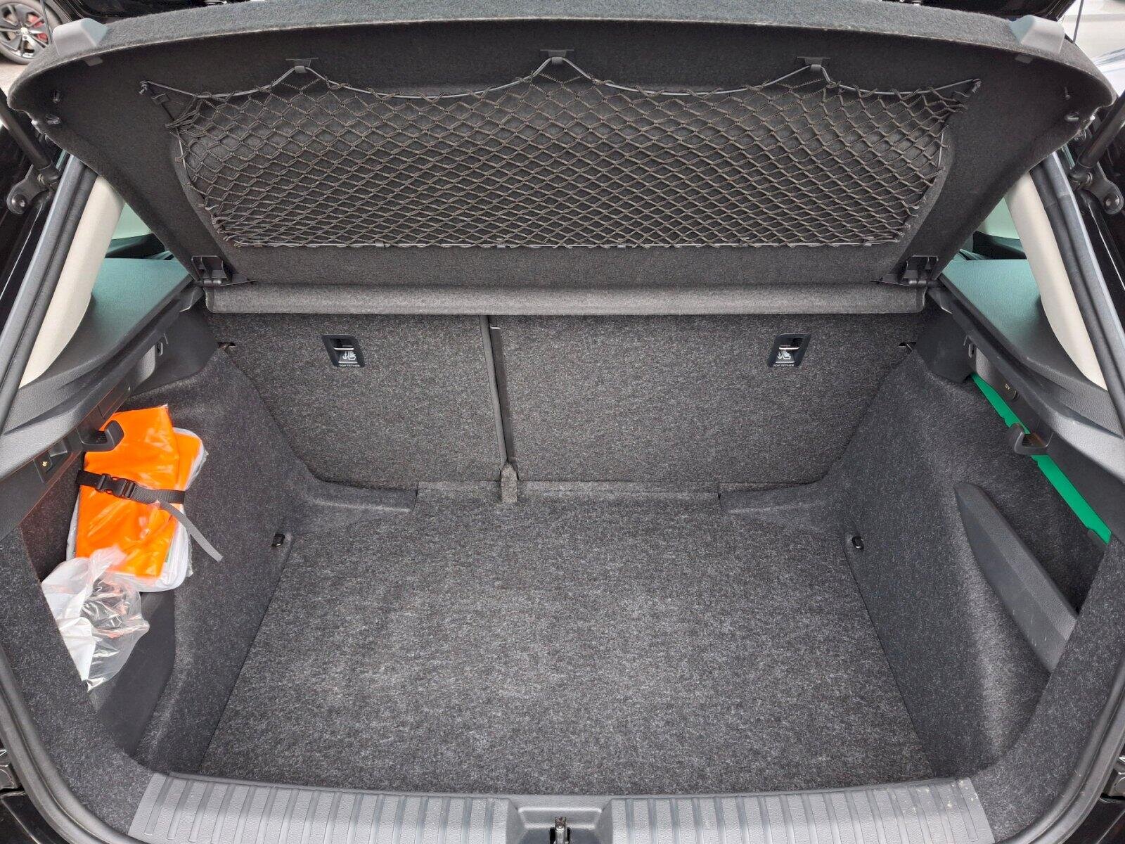 Škoda Kamiq SUV 999,0 85 kw