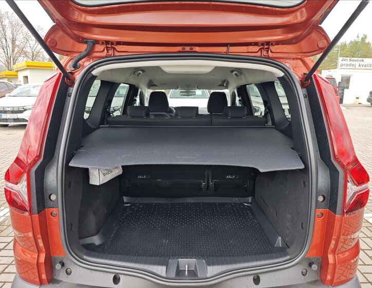 Dacia Jogger Kombi 999,0 67 kw