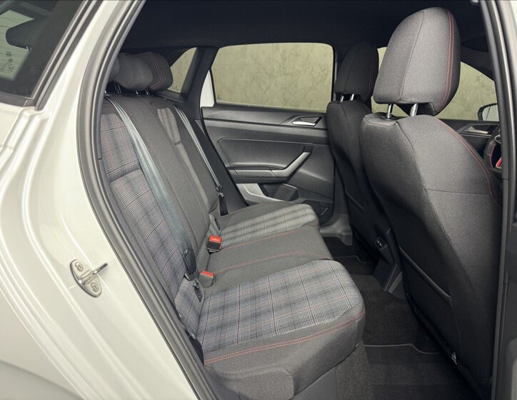 Volkswagen Polo Hatchback 2,0 l 152 kw