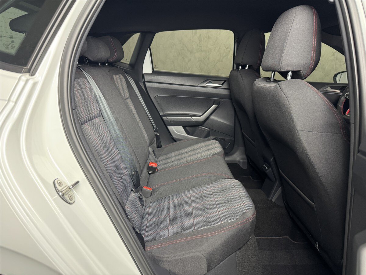 Volkswagen Polo Hatchback 2,0 l 152 kw