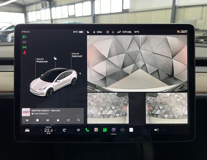 Tesla Model 3 Sedan / Limuzína 0,0 239 kw