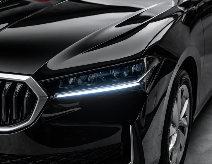 Škoda Superb Sedan / Limuzína 2,0 l 110 kw