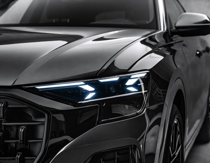 Audi Q8 SUV / Terénní 3,0 l 210 kw