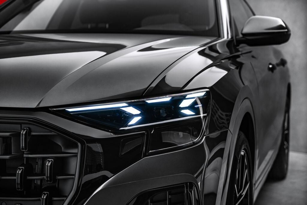 Audi Q8 SUV / Terénní 3,0 l 210 kw