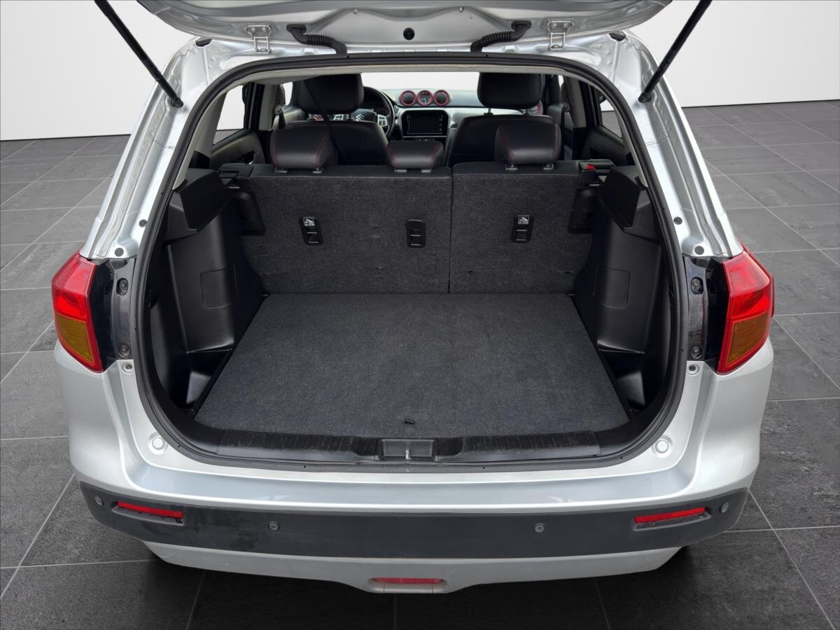Suzuki Vitara SUV 1,4 l 103 kw