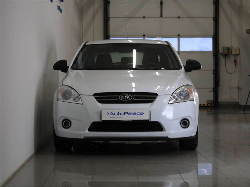 KIA Ceed Hatchback 1,4 l 80 kw