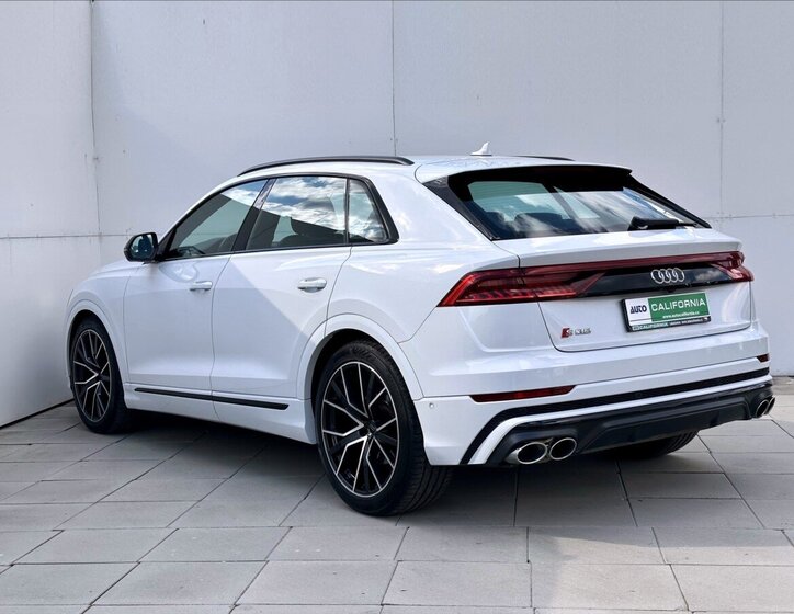 Audi SQ8 SUV / Terénní 4,0 l 320 kw