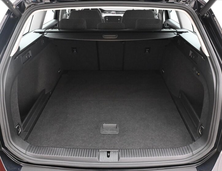 Volkswagen Passat Kombi 2,0 l 110 kw