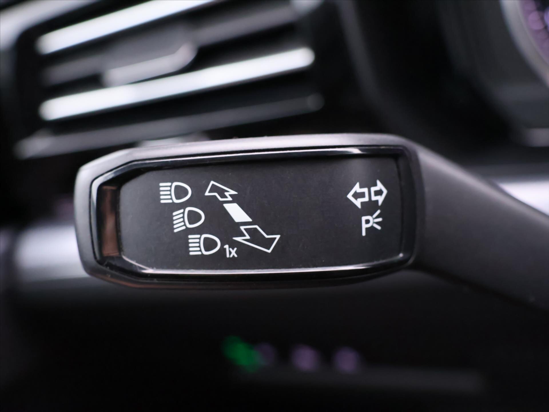 Volkswagen Touareg SUV 3,0 l 170 kw