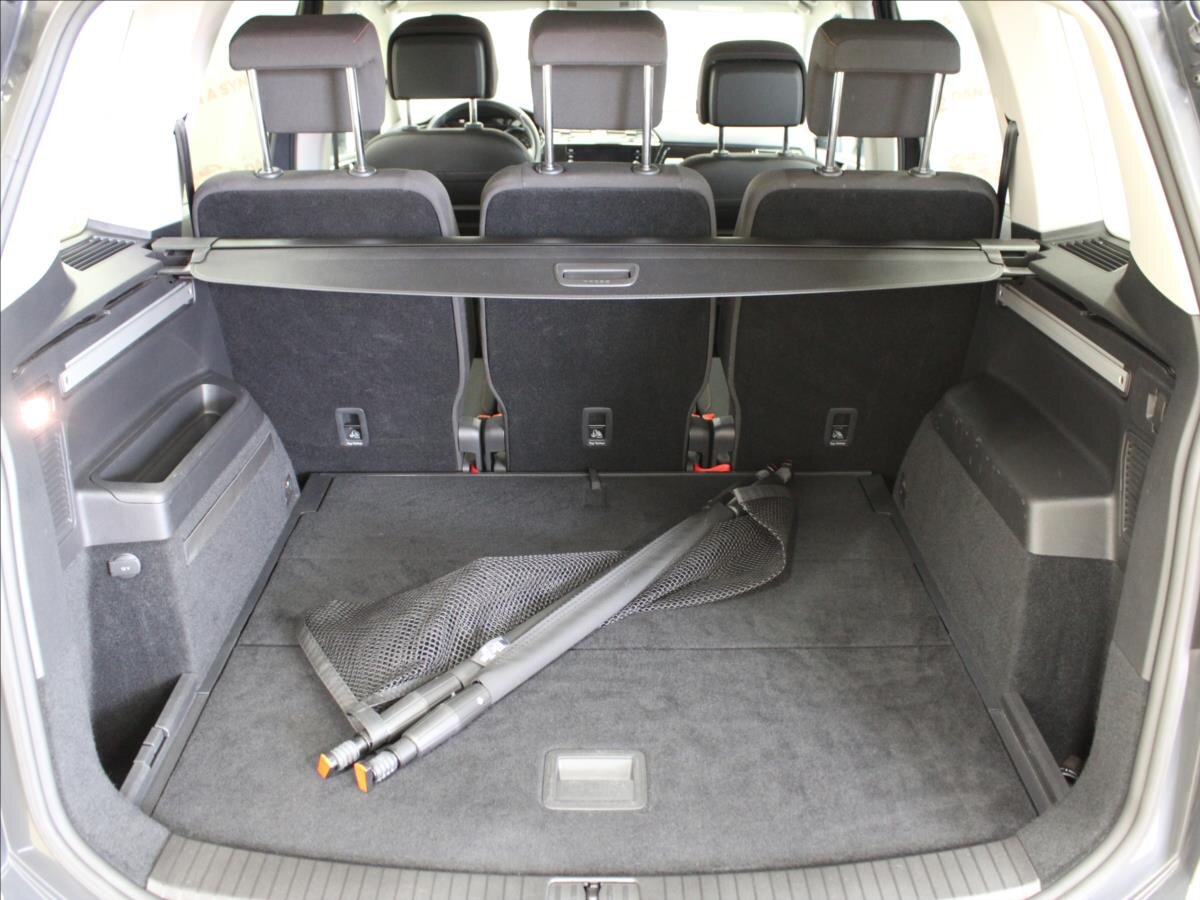 Volkswagen Touran SUV / Terénní 1,2 l 81 kw