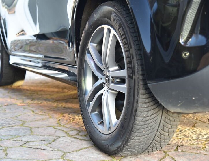 Mercedes-Benz GLE 12