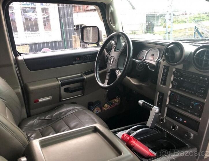 Hummer H2 8