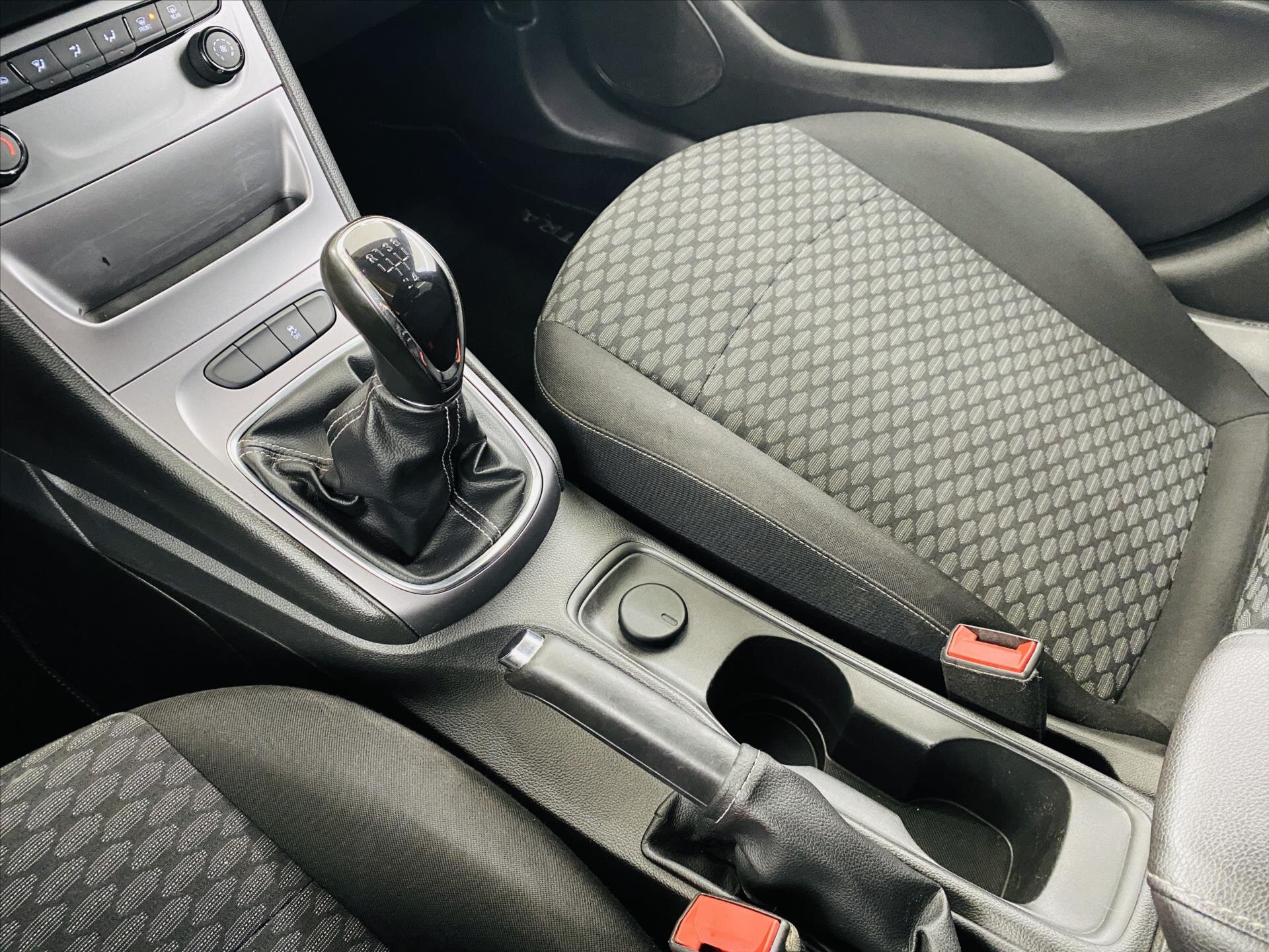 Opel Astra Hatchback 1,4 l 74 kw