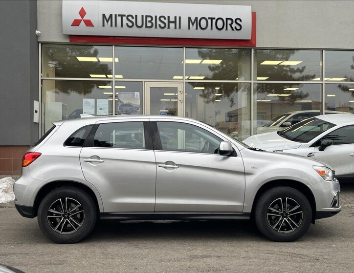 Mitsubishi ASX SUV / Terénní 1,6 l 86 kw