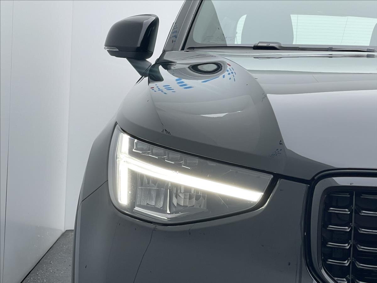 Volvo XC40 SUV 2,0 l 145 kw