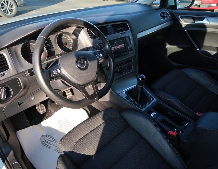 Volkswagen Golf Kombi 1,2 l 81 kw