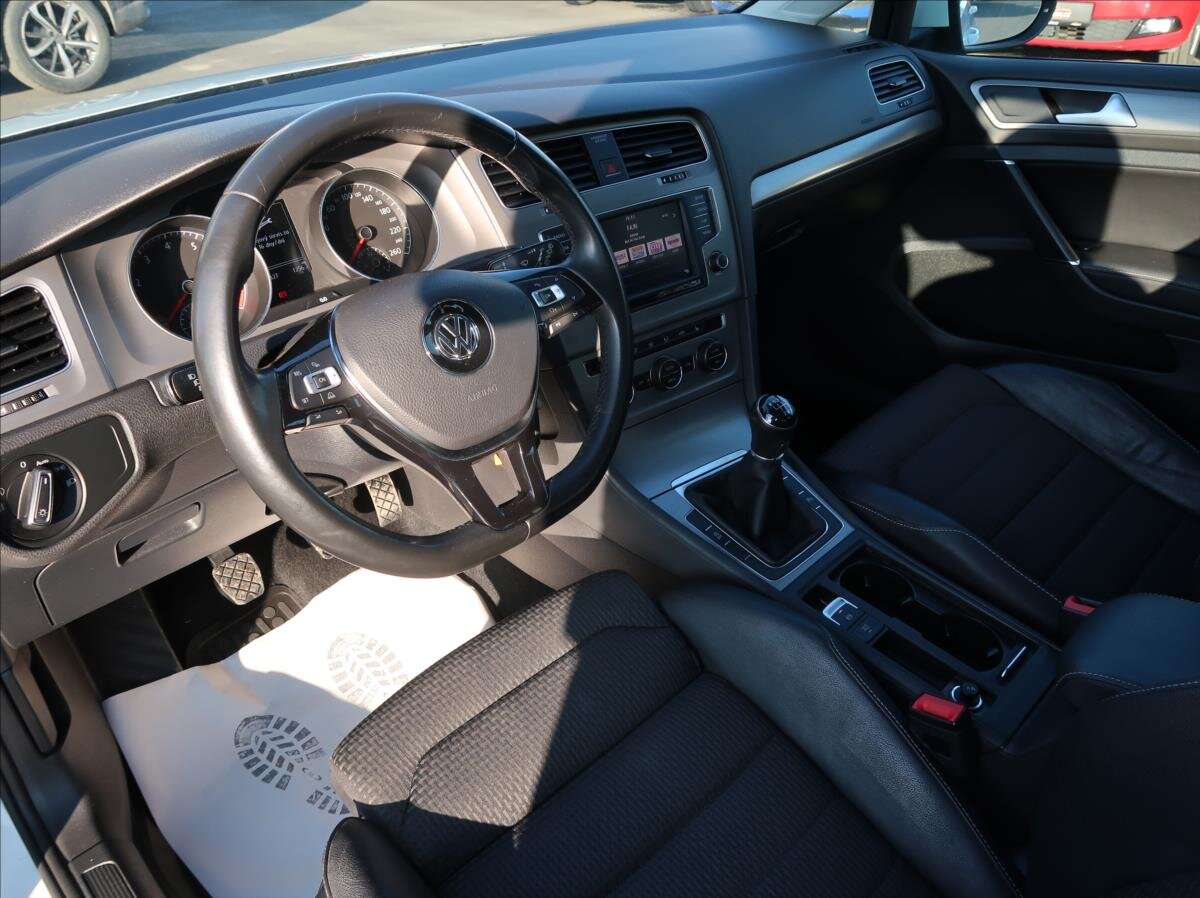 Volkswagen Golf Kombi 1,2 l 81 kw