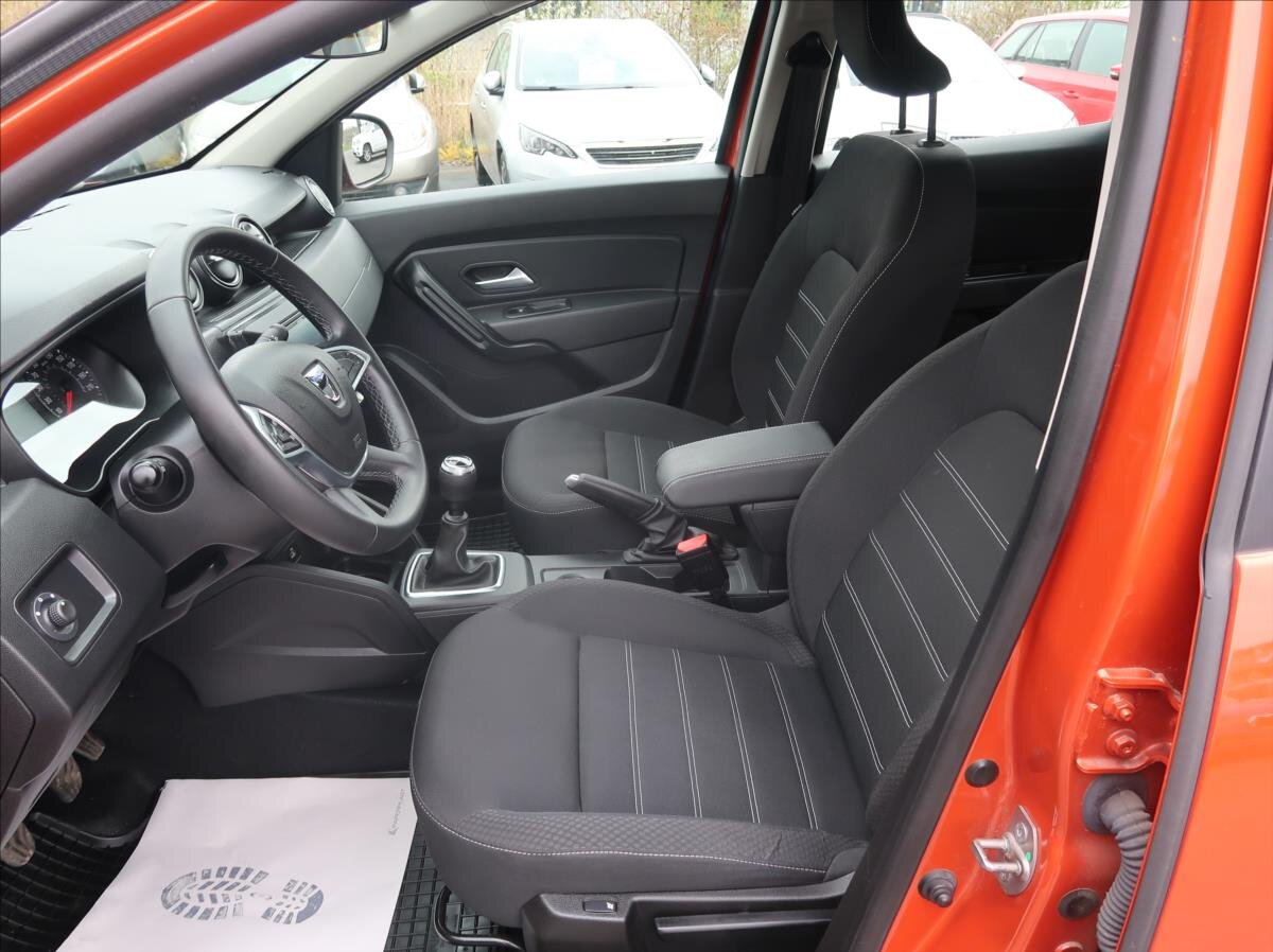 Dacia Duster SUV / Terénní 1,3 l 96 kw