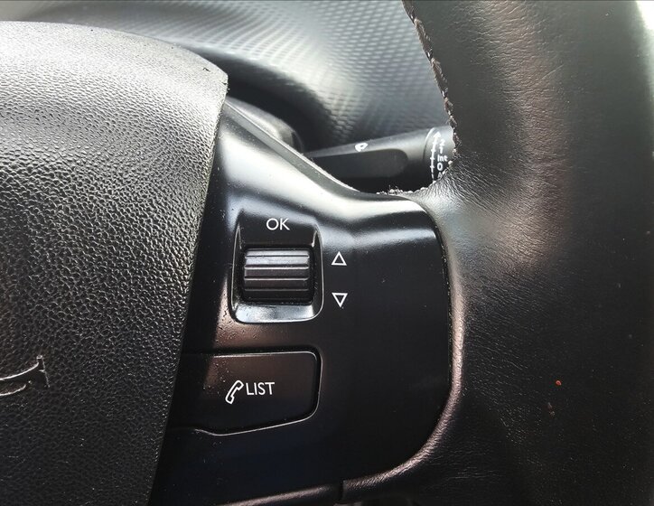 Peugeot 2008 Kombi 1,6 l 88 kw