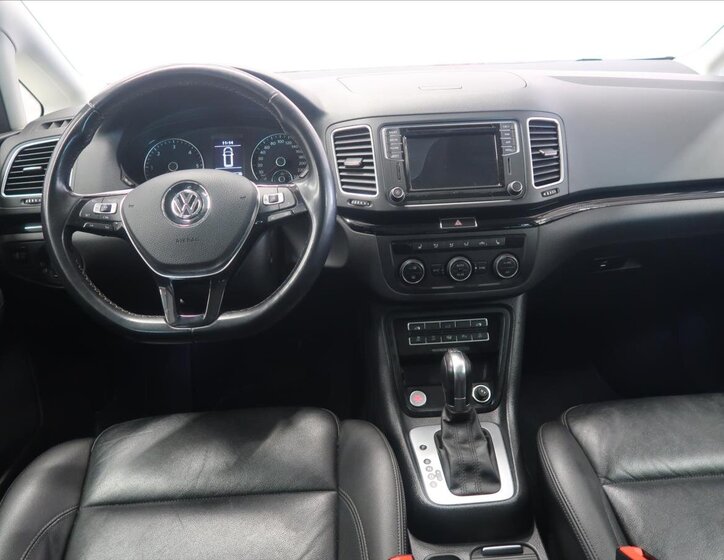 Volkswagen Sharan MPV 2,0 l 110 kw