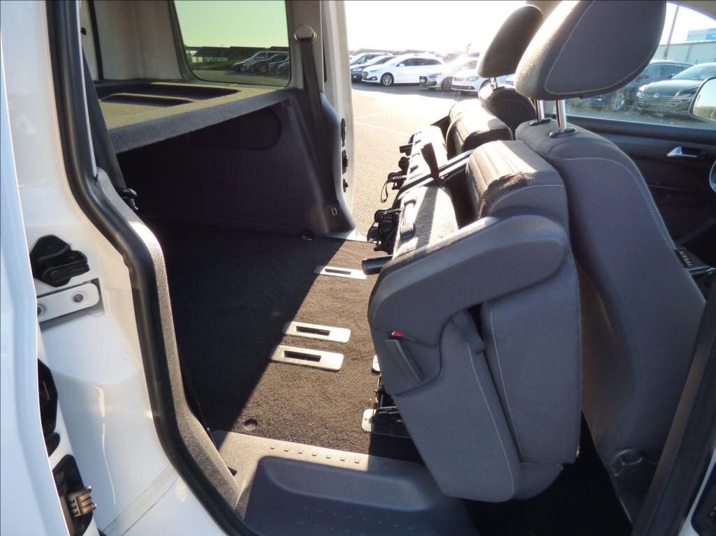 Volkswagen Caddy Kombi 2,0 l 103 kw