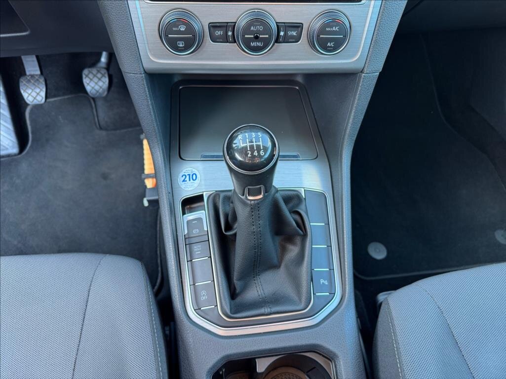 Volkswagen Golf Sportsvan MPV 2,0 l 110 kw