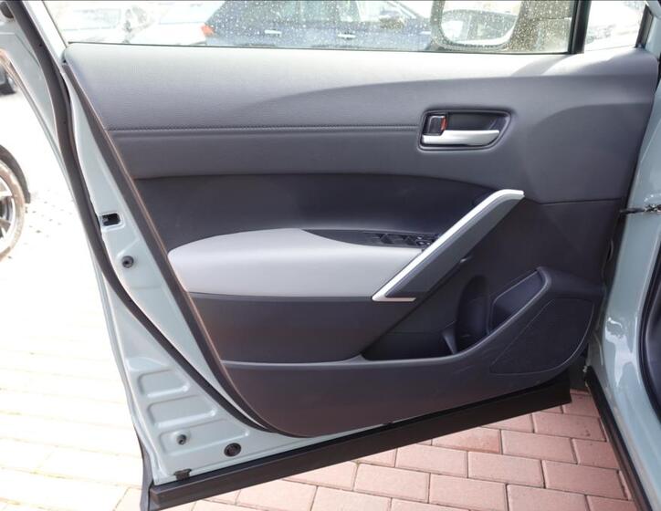 Toyota Corolla Cross 15