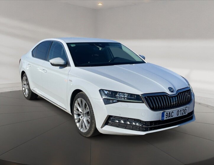 Škoda Superb Sedan / Limuzína 2,0 l 206 kw
