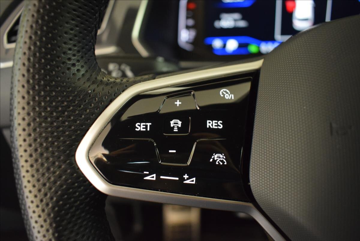 Volkswagen Tiguan Allspace SUV / Terénní 2,0 l 110 kw