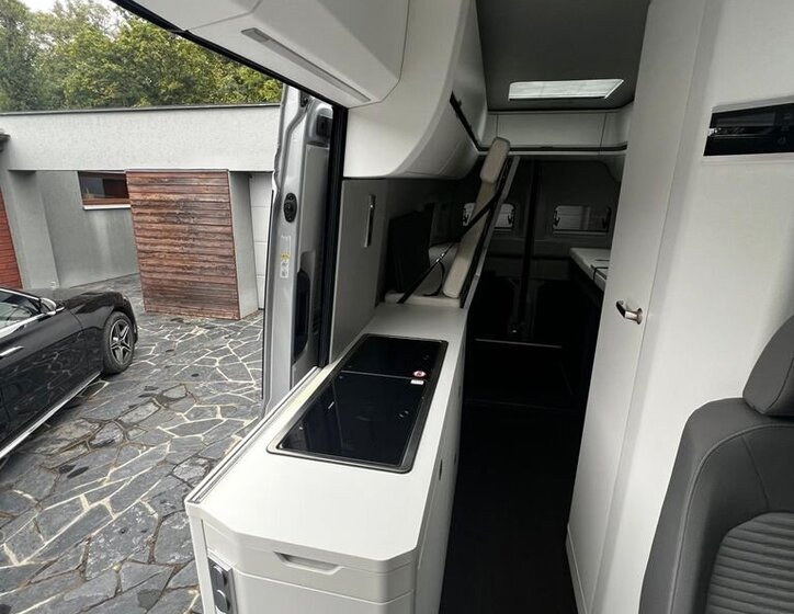 Volkswagen Crafter 18
